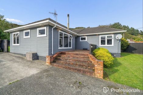 Photo of property in 25 Coniston Street, Wainuiomata, Lower Hutt, 5014