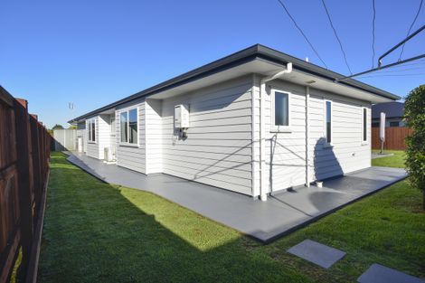 Photo of property in 12 Austin Reid Avenue, Carterton, 5713