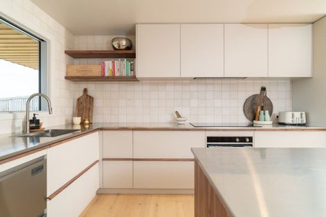 Photo of property in 8 Maataitai Road, Raglan, 3225