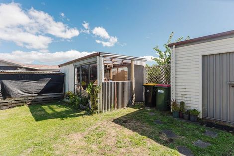 Photo of property in 25 Thyra Street, Dannevirke, 4930