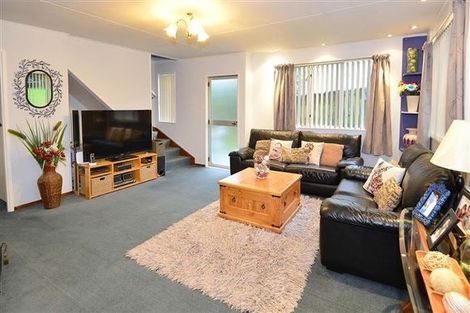 Photo of property in 7 Tacitus Place, Totara Vale, Auckland, 0629