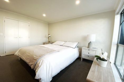 Photo of property in 18 Rangihina Road, Hobsonville, Auckland, 0616