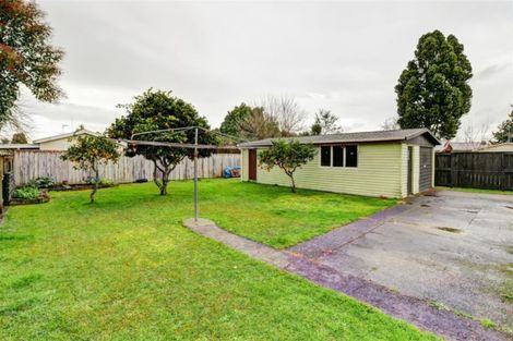 Photo of property in 6 Cedar Place, Hillcrest, Hamilton, 3216