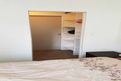 Photo of property in Terrace Heights Apartments, 4b/163 The Terrace, Wellington Central, Wellington, 6011