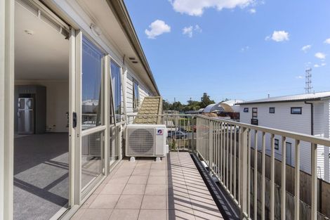Photo of property in St Claire Village, 175/172 Mcleod Road, Te Atatu South, Auckland, 0610