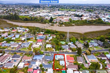 Photo of property in 31 Cobham Crescent, Kelston, Auckland, 0602