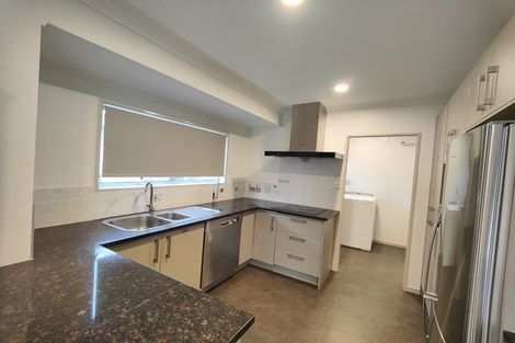 Photo of property in 27 Galsworthy Place, Bucklands Beach, Auckland, 2014