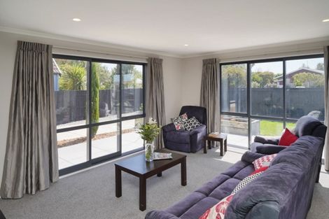 Photo of property in 20 Branksome Place, Parklands, Christchurch, 8083