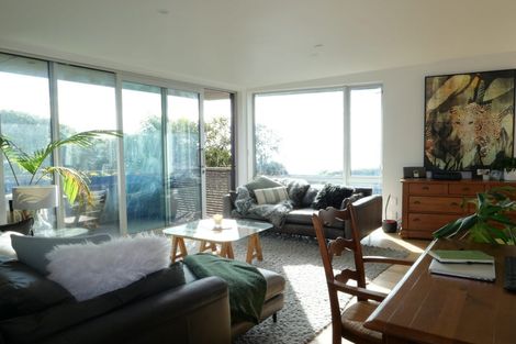 Photo of property in 4 Pa Road, Pukerua Bay, 5026