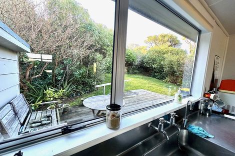 Photo of property in 14 Totara Street, Kaka Point, Balclutha, 9271