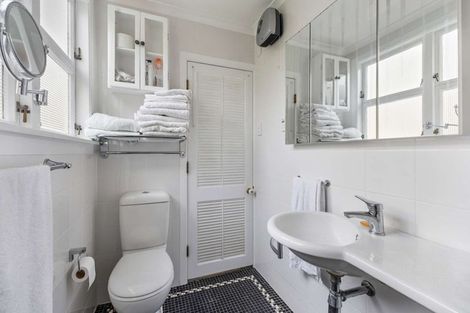 Photo of property in 23g Wallath Road, Westown, New Plymouth, 4310