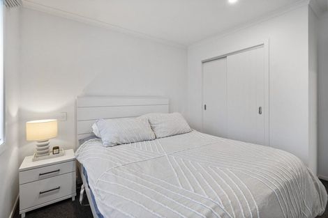 Photo of property in 33 Liverpool Street, Takaro, Palmerston North, 4412