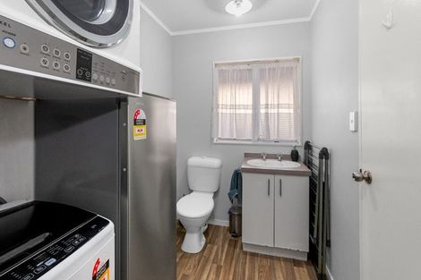 Photo of property in 1/19 Lilburn Crescent, Massey, Auckland, 0614