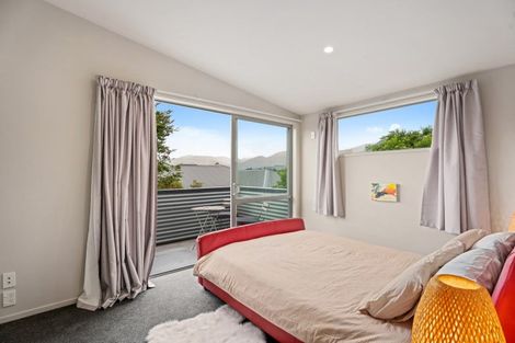 Photo of property in 3 Rere Road, Lake Hayes, Queenstown, 9304