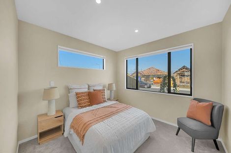 Photo of property in 21 Ellmers Street, Woodend, 7691