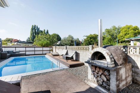 Photo of property in 3 Norma Place, Riverlea, Hamilton, 3216