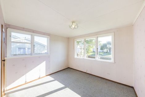 Photo of property in 6 Coventry Street, Highbury, Palmerston North, 4412