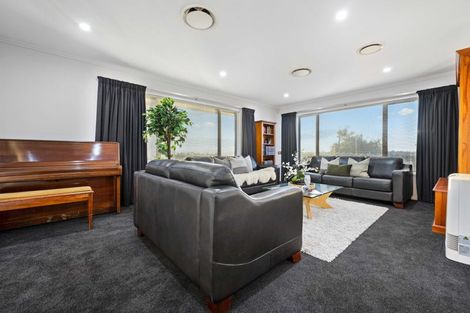 Photo of property in 61 Somerton Drive, Huntington, Hamilton, 3210