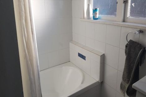 Photo of property in 15 Landscape Road, Papatoetoe, Auckland, 2025