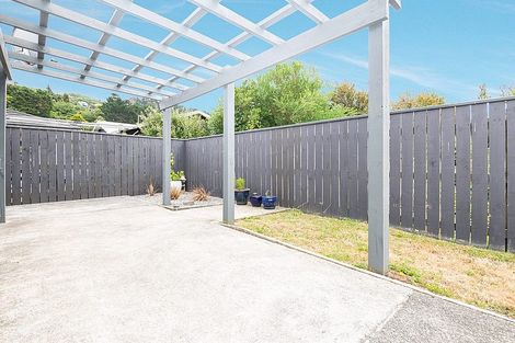 Photo of property in 17a Beauchamp Street, Tawa, Wellington, 5028