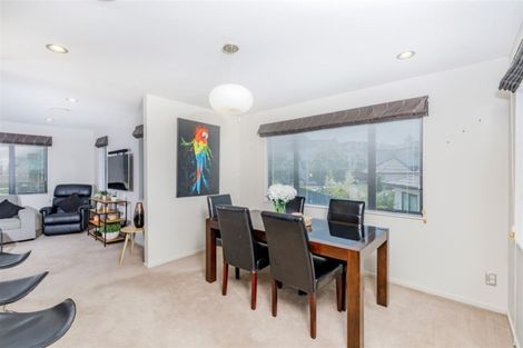 Photo of property in 6 Cityview Place, Massey, Auckland, 0614