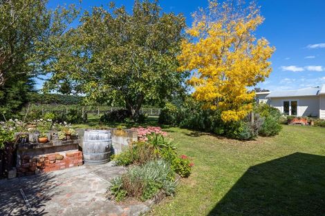 Photo of property in 190 Regent Street, Martinborough, 5711