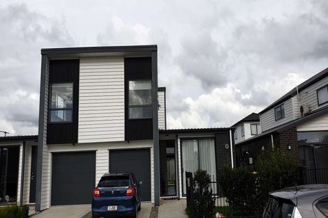 Photo of property in 17 Hoiho Road, Pukekohe, 2120