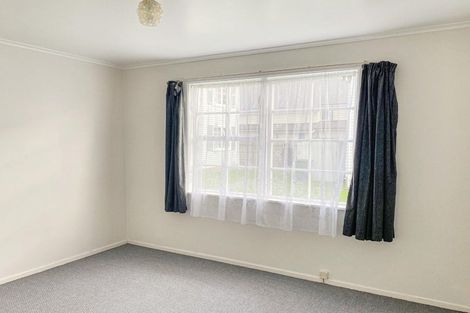 Photo of property in 1/95 Whites Line East, Waiwhetu, Lower Hutt, 5010