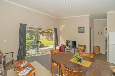Photo of property in 44 Carina Way, Whitianga, 3510