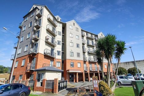 Photo of property in 5a/17 Crown Lynn Place, New Lynn, Auckland, 0600