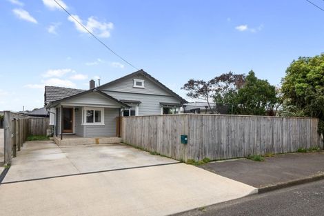 Photo of property in 21 Victoria Street, Foxton, 4814