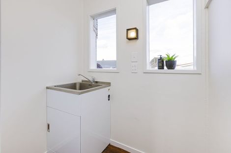 Photo of property in 1/40 Churchill Avenue, Manurewa, Auckland, 2102