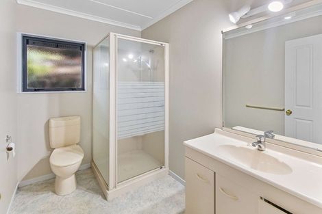 Photo of property in 4 Pampas Place, Western Heights, Hamilton, 3200