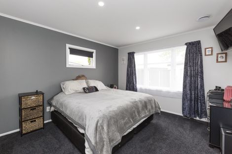 Photo of property in 10 Pitama Road, Awapuni, Palmerston North, 4412