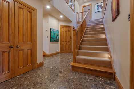 Photo of property in 23 Manapouri Crescent, Hokowhitu, Palmerston North, 4410