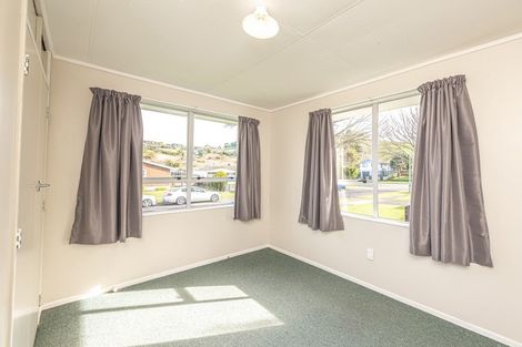 Photo of property in 12 Massey Street, Aramoho, Whanganui, 4500