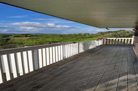 Photo of property in 150 Kaipara Road, Papakura, 2582