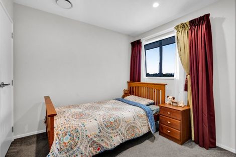 Photo of property in 51 Magnolia Drive, Westown, New Plymouth, 4310