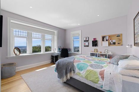 Photo of property in 151 Hackthorne Road, Cashmere, Christchurch, 8022