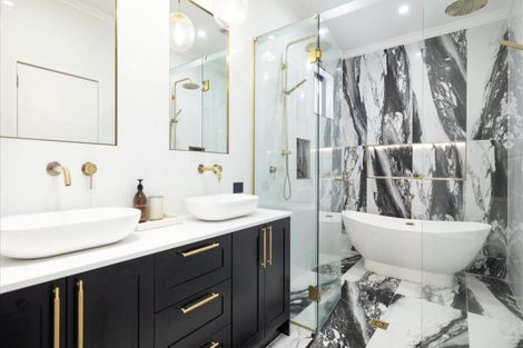 Photo of property in 15 Saint Clair Place, Papamoa Beach, Papamoa, 3118