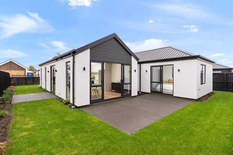 Photo of property in 8 Rakau Lane, Casebrook, Christchurch, 8051