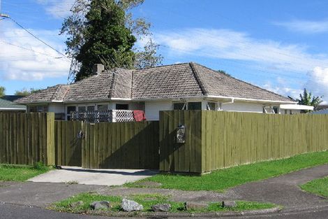 Photo of property in 28 Latham Avenue, Pakuranga, Auckland, 2010