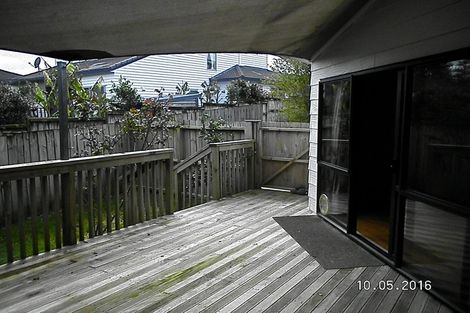Photo of property in 2/16 Centorian Drive, Windsor Park, Auckland, 0632