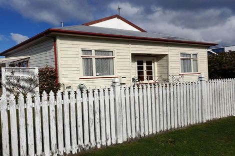 Photo of property in 105 Grays Road, Saint Leonards, Hastings, 4120