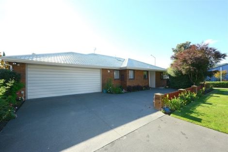 Photo of property in 1/2b Wherstead Road, Cashmere, Christchurch, 8022