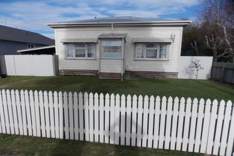 Photo of property in 54 Rata Street, Roslyn, Palmerston North, 4414