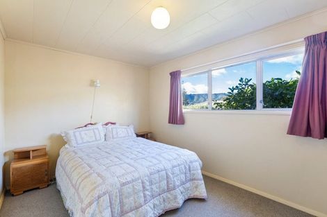 Photo of property in 96 Field Way, Waikanae Beach, Waikanae, 5036