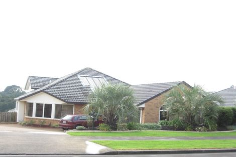 Photo of property in 28 Lamia Place, The Gardens, Auckland, 2105