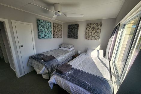 Photo of property in 49 Cecil Street, St Andrews, Hamilton, 3200