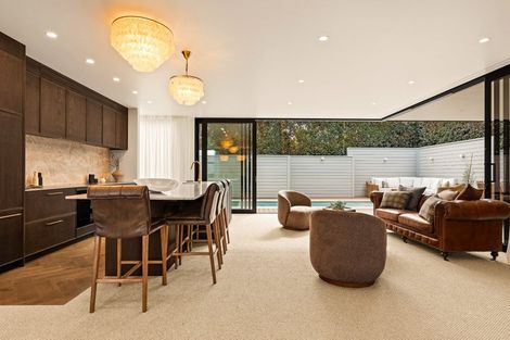 Photo of property in 37 Braeburn Place, Bethlehem, Tauranga, 3110